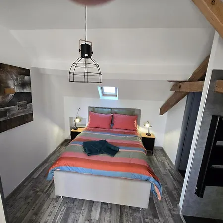 カントリーハウス Au Calme Avec Piscine Couverte, Wi-fi Et Animaux Acceptes - Fr-1-489-619 *