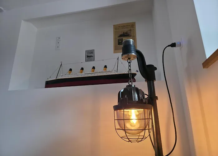 Casa vacanze Au Calme Avec Piscine Couverte, Wi-fi Et Animaux Acceptés - Fr-1-489-619 Sainte-Thérence