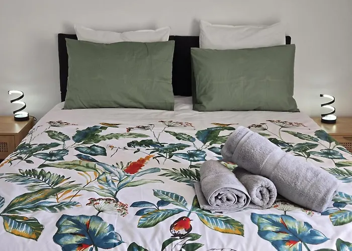 Au Calme Avec Piscine Couverte, Wi-fi Et Animaux Acceptés - Fr-1-489-619 Sainte-Thérence