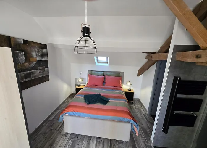 Casa vacanze Au Calme Avec Piscine Couverte, Wi-fi Et Animaux Acceptés - Fr-1-489-619 *